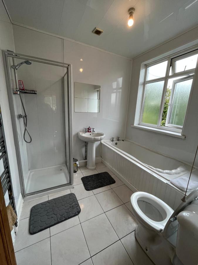 2 Bedroom Apartment, 5 Minutes From City Centre Newcastle upon Tyne Luaran gambar